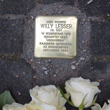 Neuer Stolperstein erinnert an Sozialdemokrat und Genossenschafter Willy Lesser